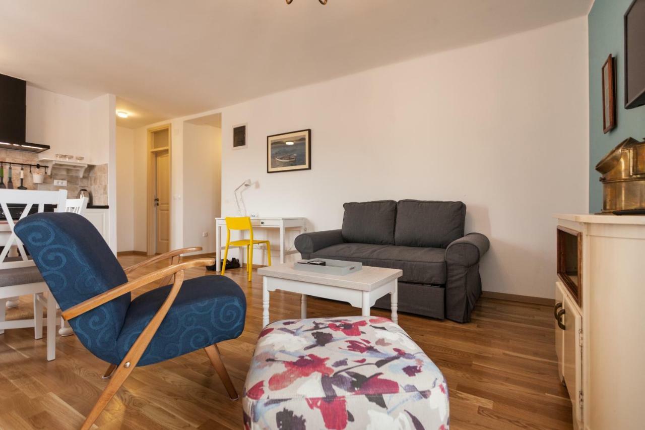 רוביני Apartment Amare Seaview מראה חיצוני תמונה