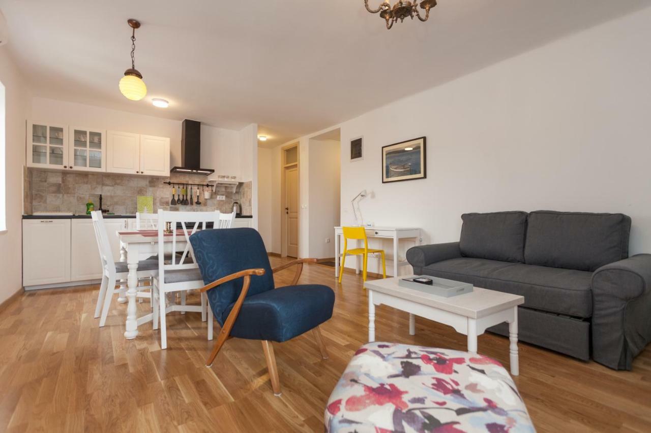 רוביני Apartment Amare Seaview מראה חיצוני תמונה