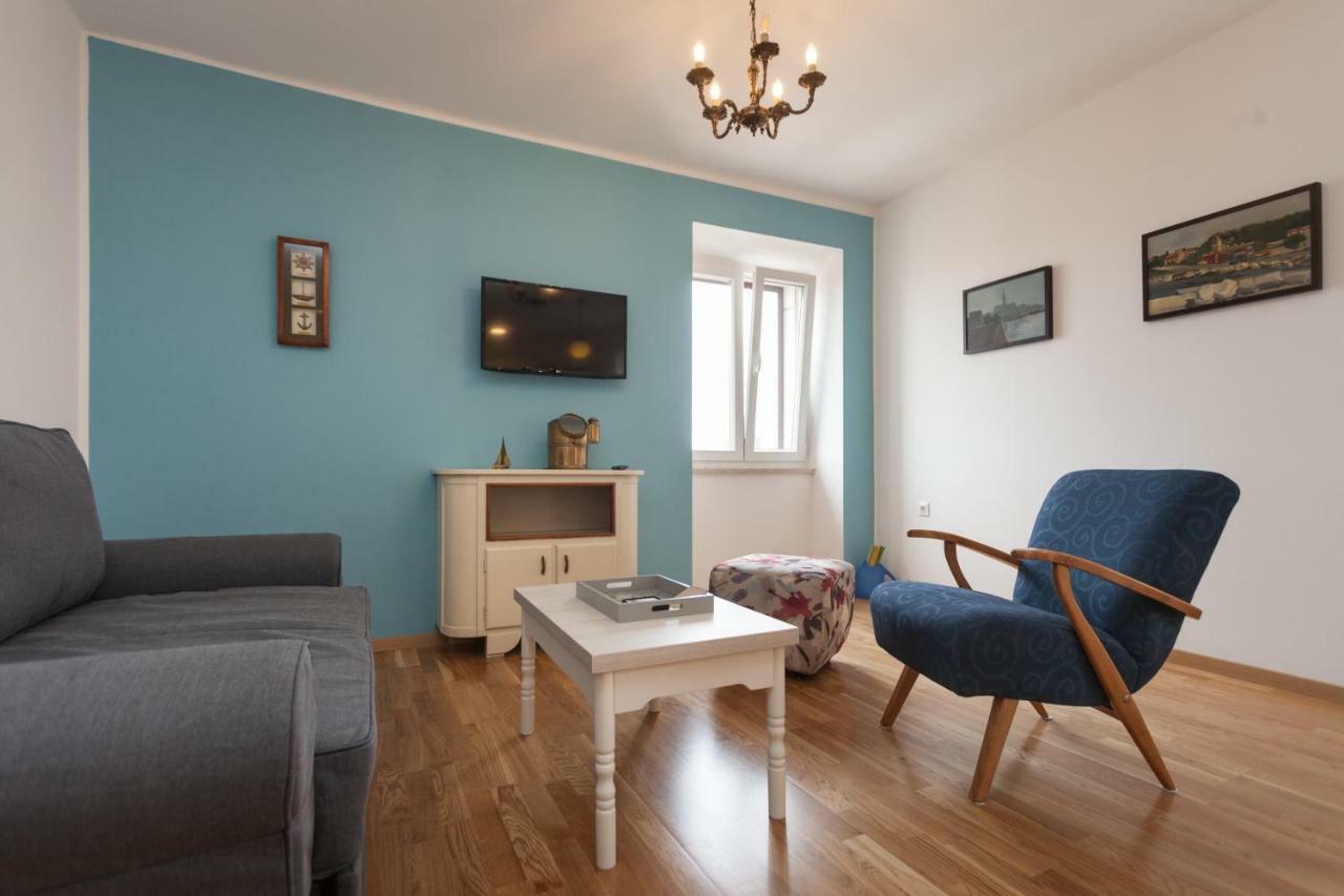 רוביני Apartment Amare Seaview מראה חיצוני תמונה