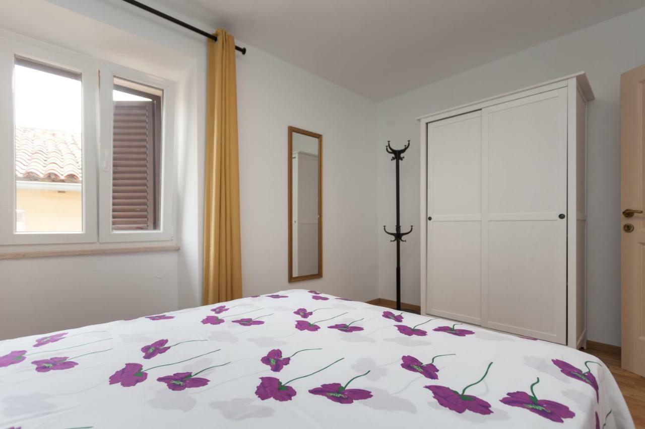 רוביני Apartment Amare Seaview מראה חיצוני תמונה